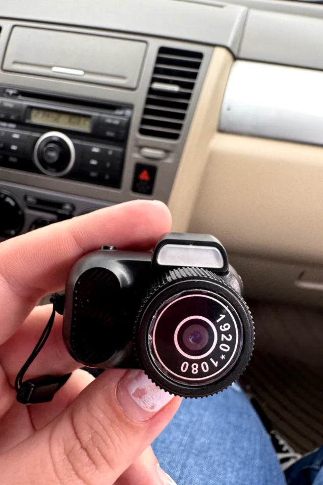 Mini Câmera Vintage SW (Foto e Vídeo) | Edição Limitada